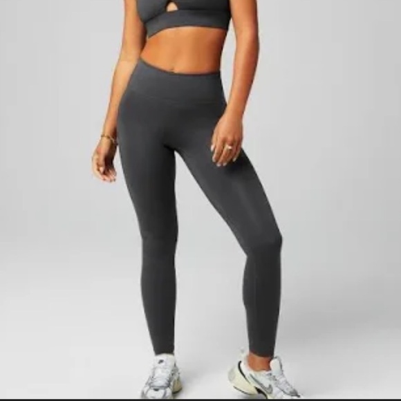 Fabletics Pants - Fabletics Women's Charcoal Leggings size medium